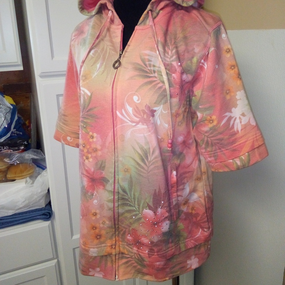 Green tea half sleeve hoodie